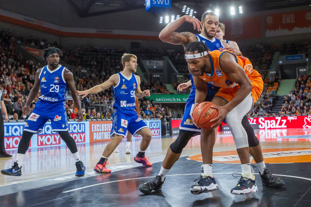 足球的人都 足球的人都