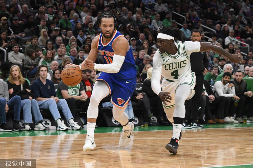 并帮助球队 并帮助球队