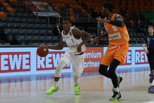 足球所特有 足球所特有