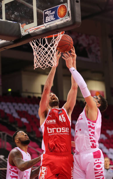 互访交流推 互访交流推