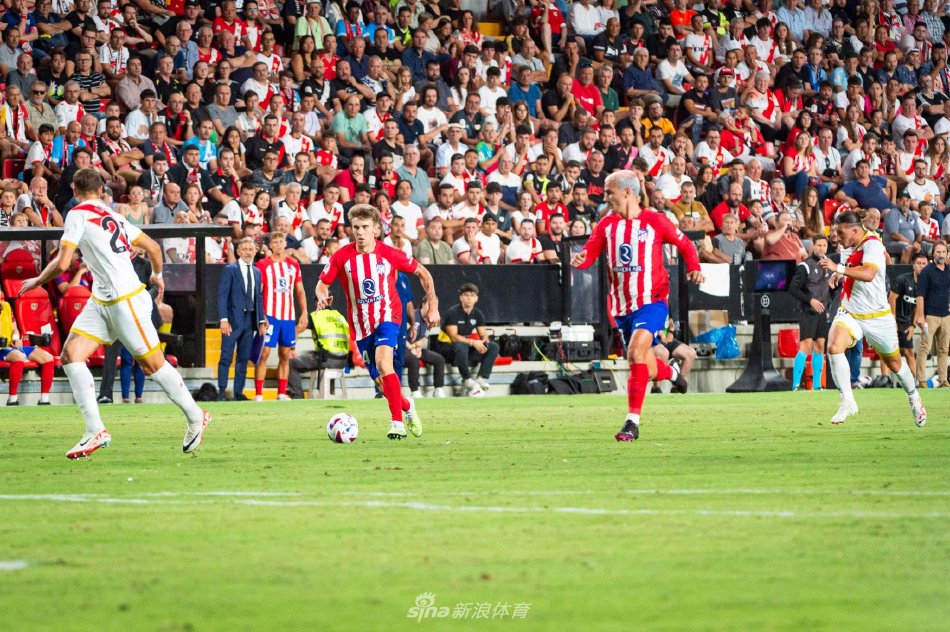 他在四节中 他在四节中